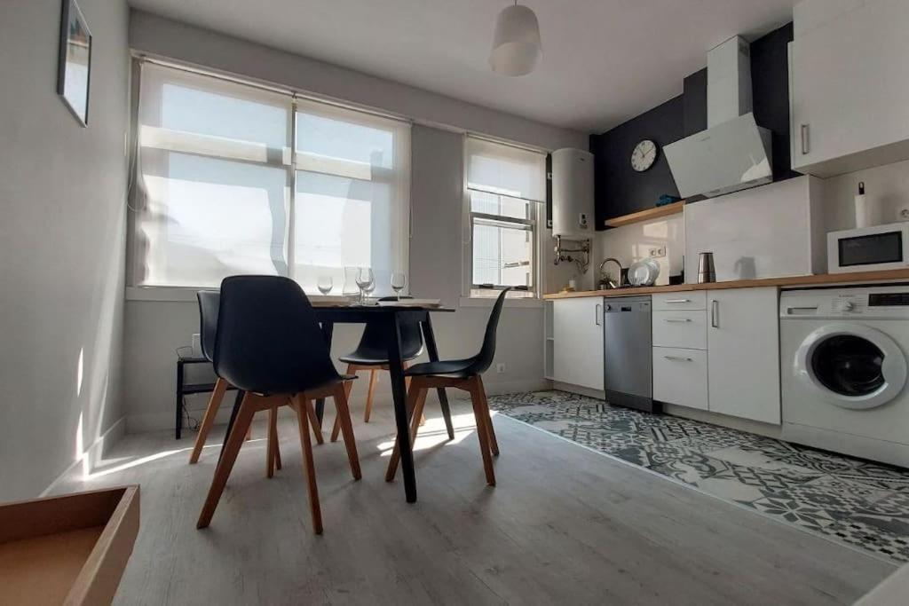 Apartamento Torre De Hercules Ла Коруня Екстериор снимка