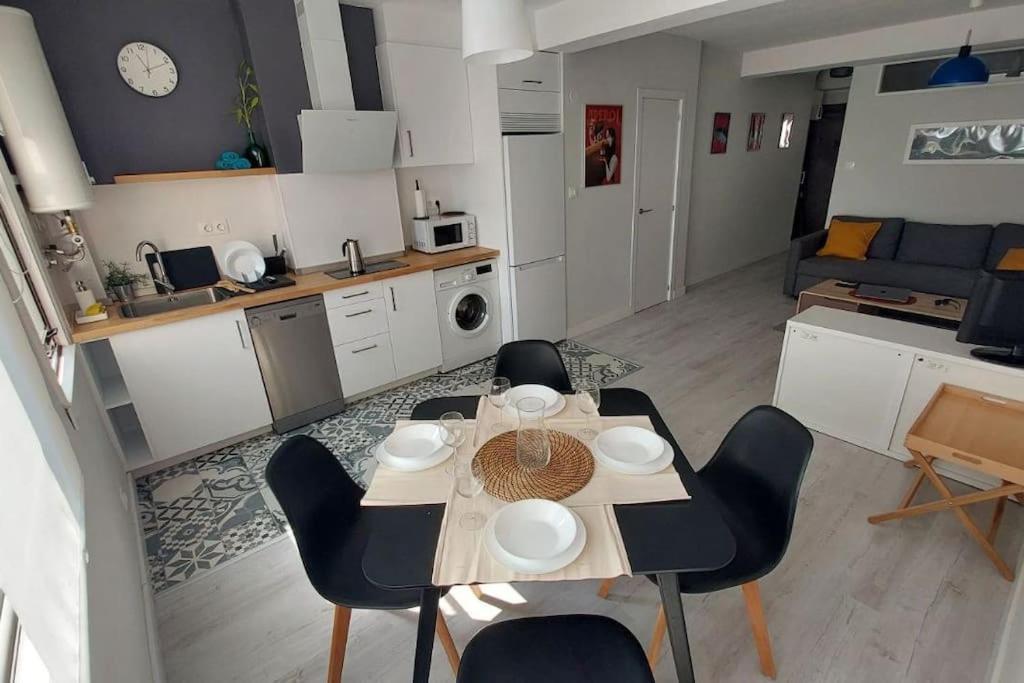 Apartamento Torre De Hercules Ла Коруня Екстериор снимка